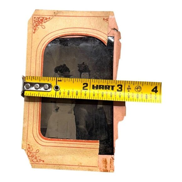 Antique 19th Century Tintype Photograph Frame Fancy Hats Victorian Women Girls - Picture 4 of 5
